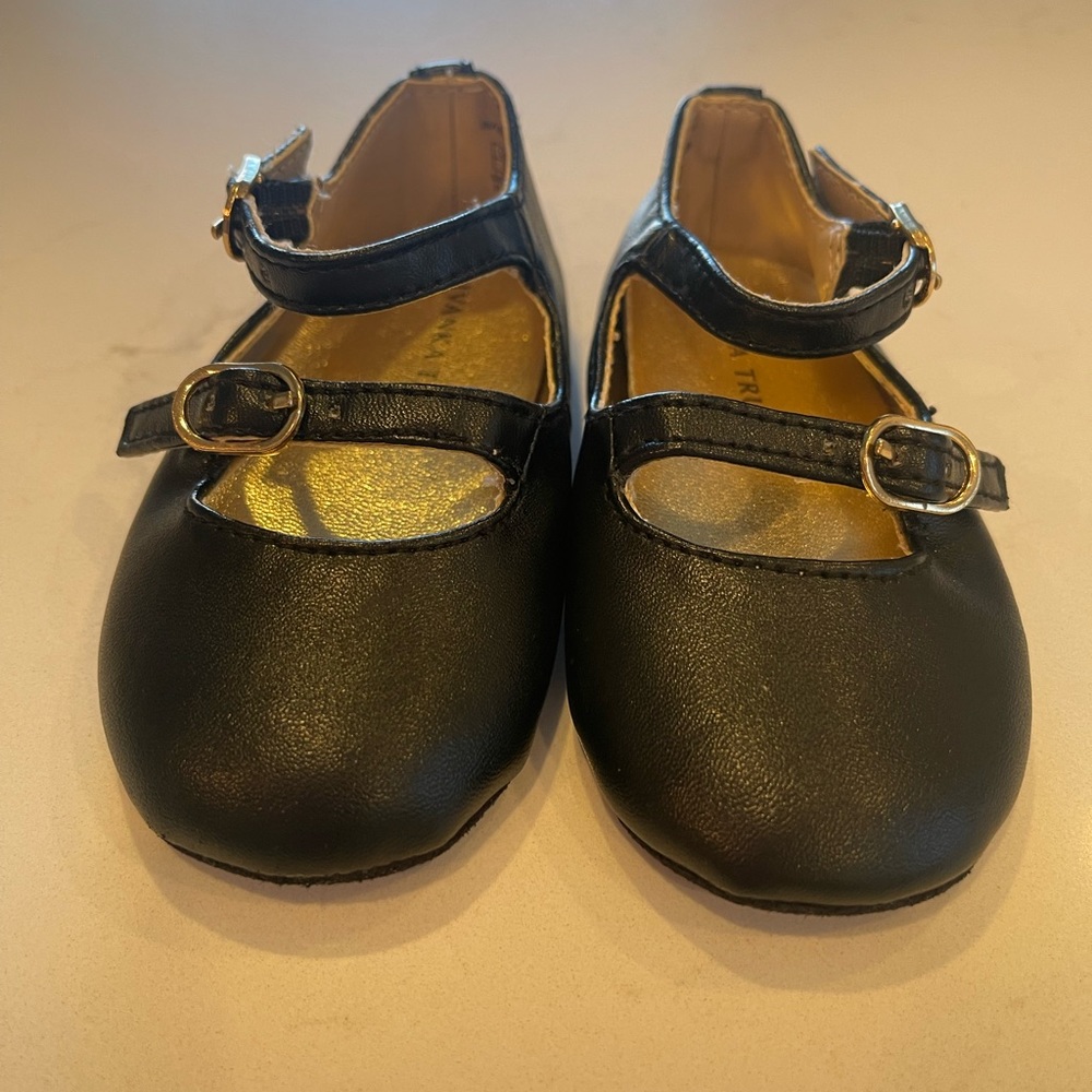 Ivanka Trump black toddler girls shoes with straps size 4